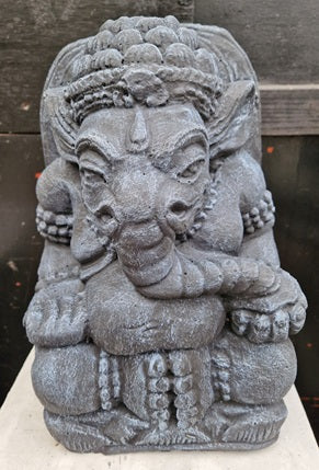 Ganesha Zittend 32x20 cm
